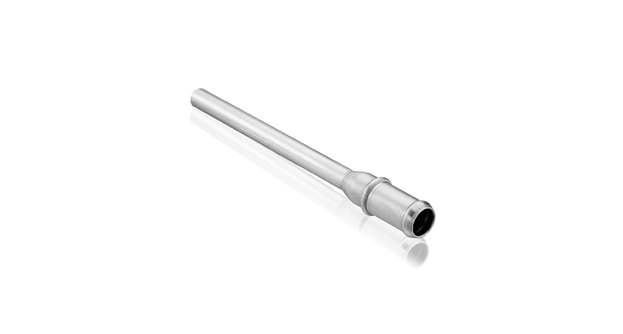 Gerades Metallrohr mit Anschlussstück für Automotive- und Fluidtechnik-Leitungssysteme.